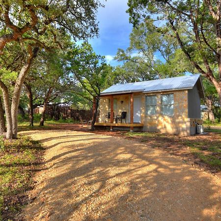 Cabins At Flite Acres - Morning Dove Wimberley Exterior foto