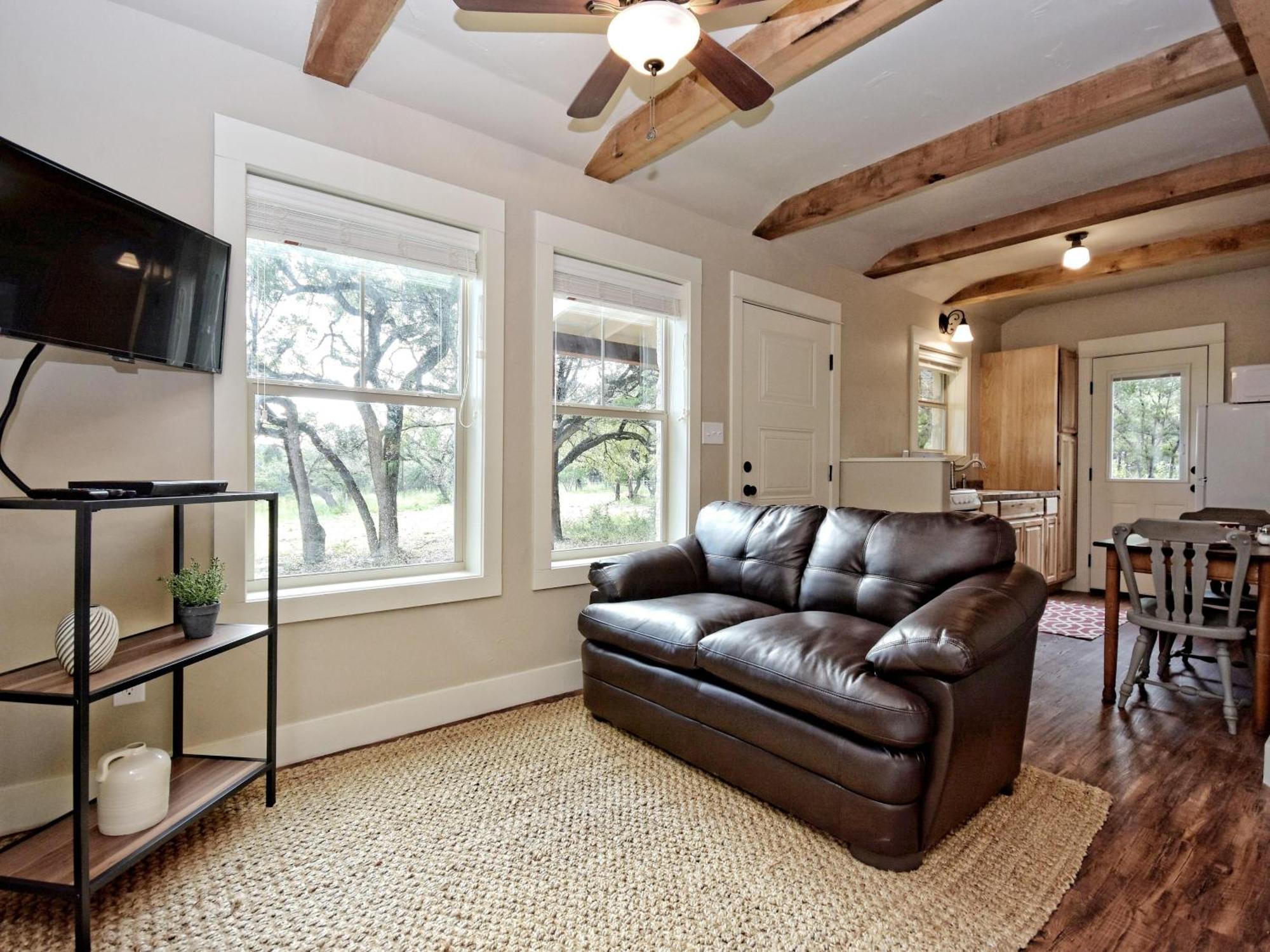 Cabins At Flite Acres - Morning Dove Wimberley Exterior foto